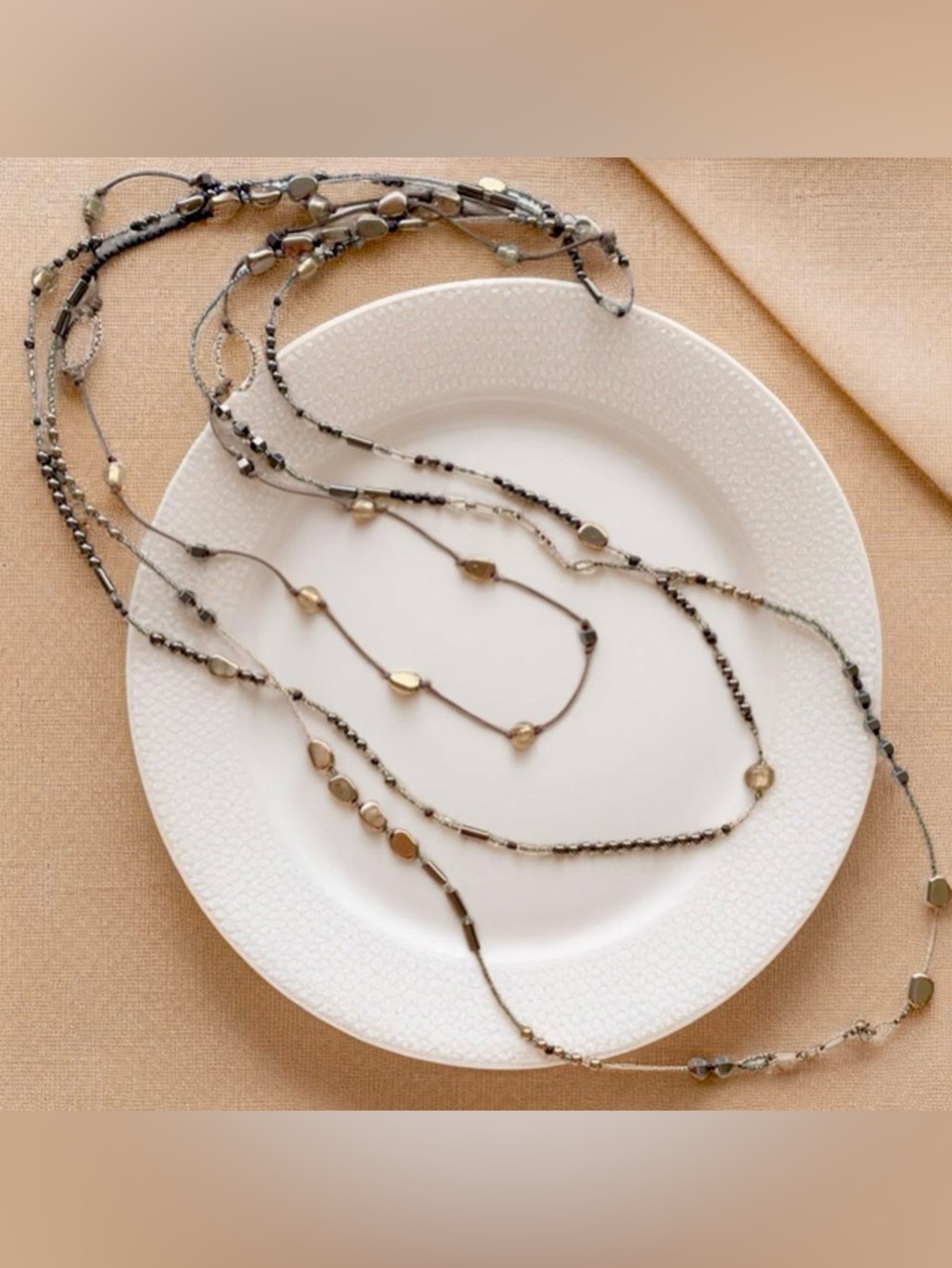 Silpada Layered Metallic Bead Women's Necklace Black and Gray N2097